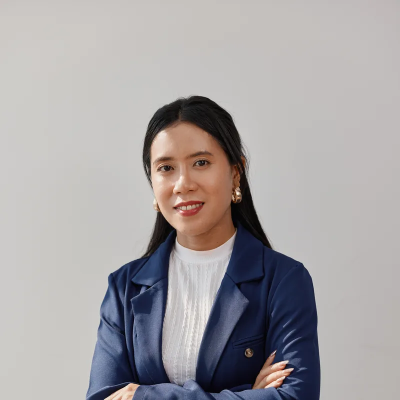 April Moral, HR Manager